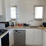 T2 Super Cosy A La Cime Des Pins Proche Av De Gaulle Place De Parking Et Wifi Lägenhet *