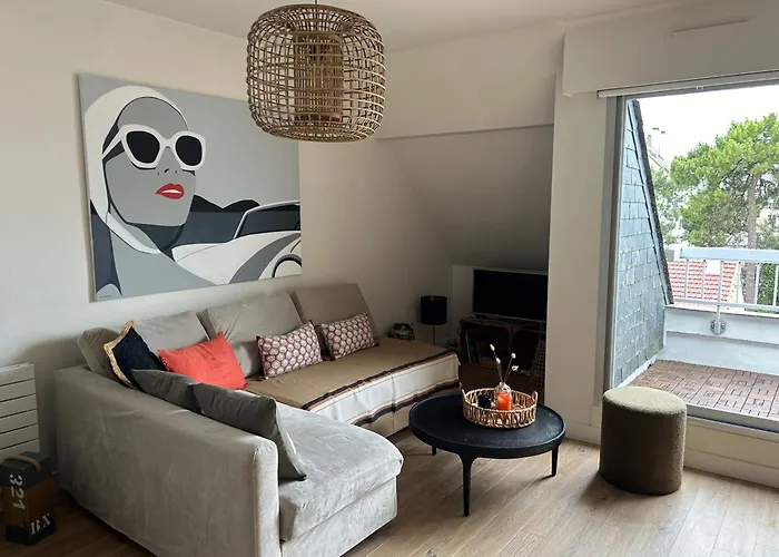 公寓 T2 Super Cosy A La Cime Des Pins Proche Av De Gaulle Place De Parking Et Wifi *